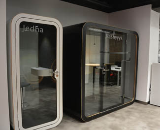 mini salas de reunión acústicamente aisladas para espacios abiertos de trabajo